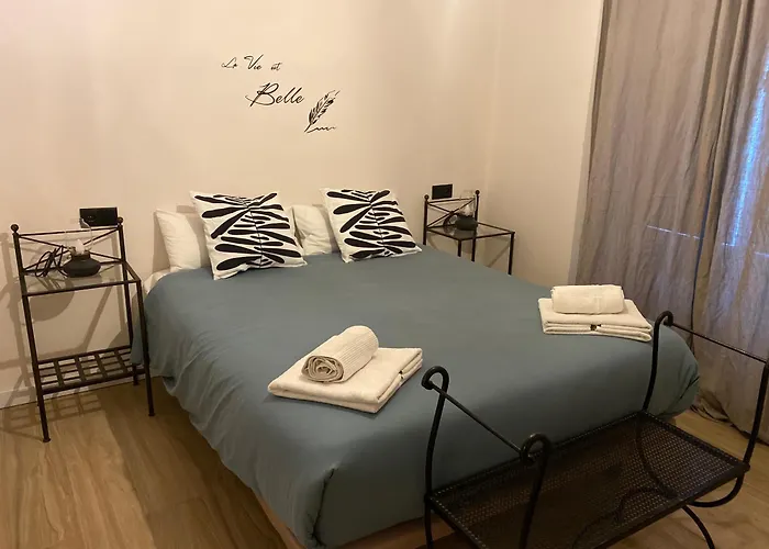 Apartamentos Mercado De Triana